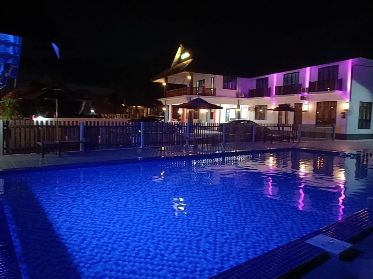 Villa Wanie Inn Setiu Exterior foto